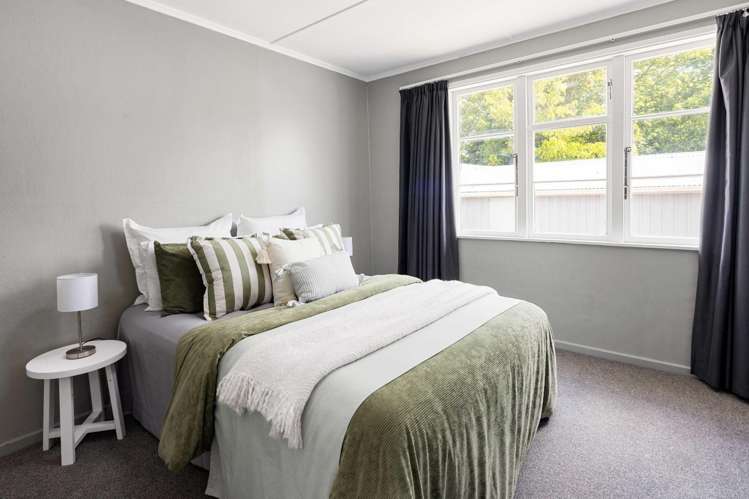 42 Churchill Avenue 2752_2