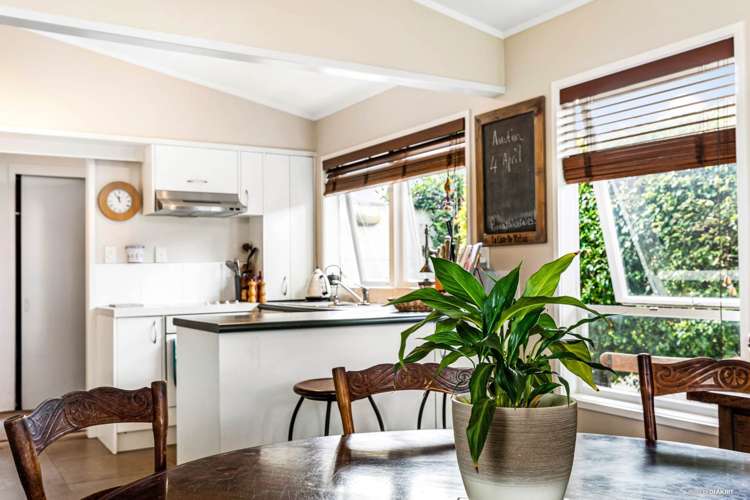 1/270 Lake Road Hauraki_12