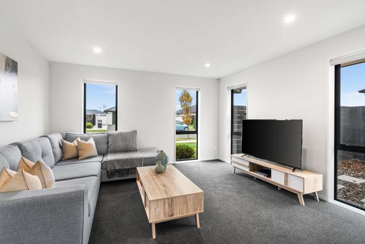 20 Halpin Drive Lincoln_10