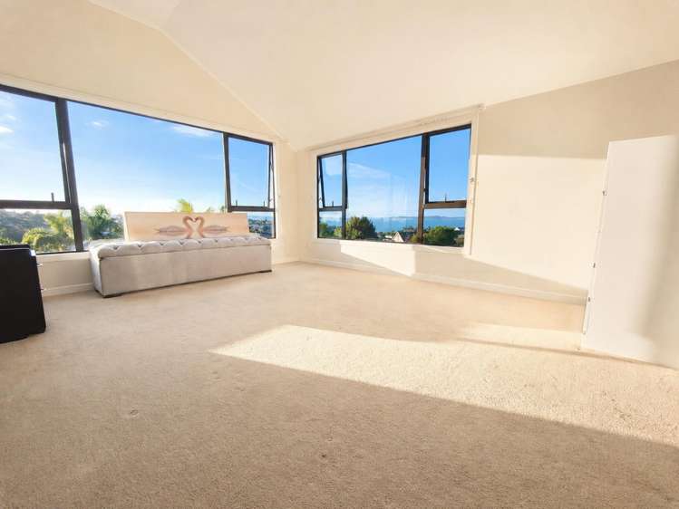 2 Mellons Bay Road 10679_7