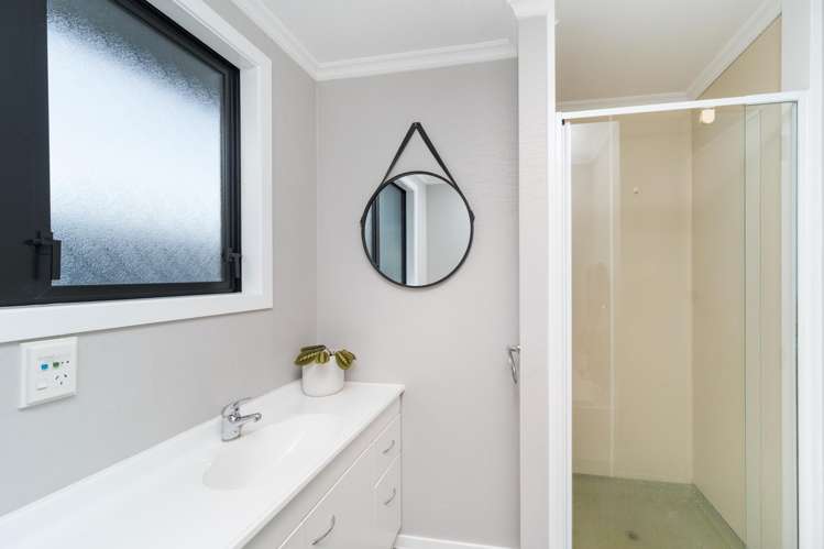 7 Wild Street Feilding_12