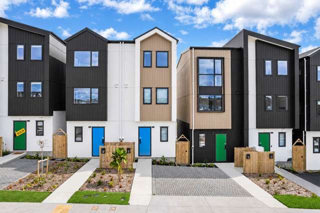 SOLUX ORMISTON NEW RELEASE – FREEHOLD HOMES