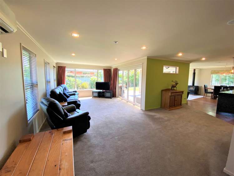 6 Solway Place Mosgiel_2
