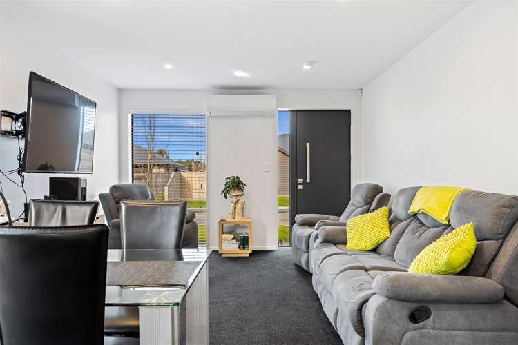 16 Quinn Crescent Woodend_5