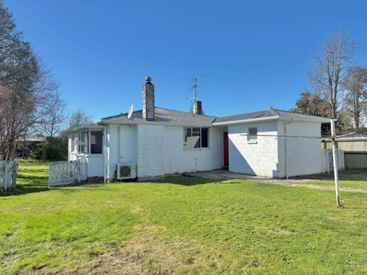 87 Alford Forest Road Allenton_11