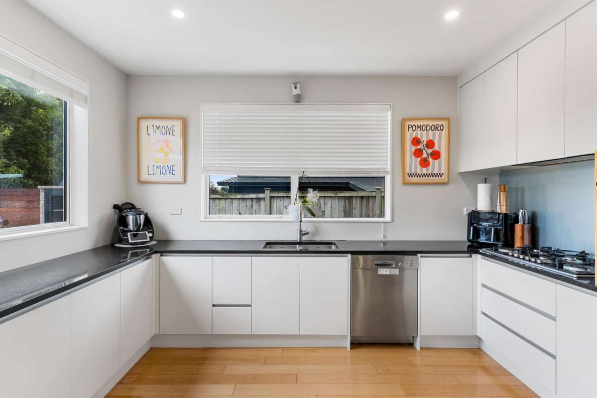 13 Thistle Close_4