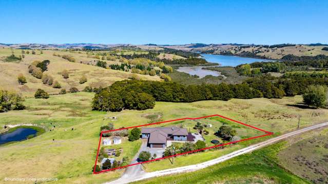 Peaceful Setting & Expansive Views
