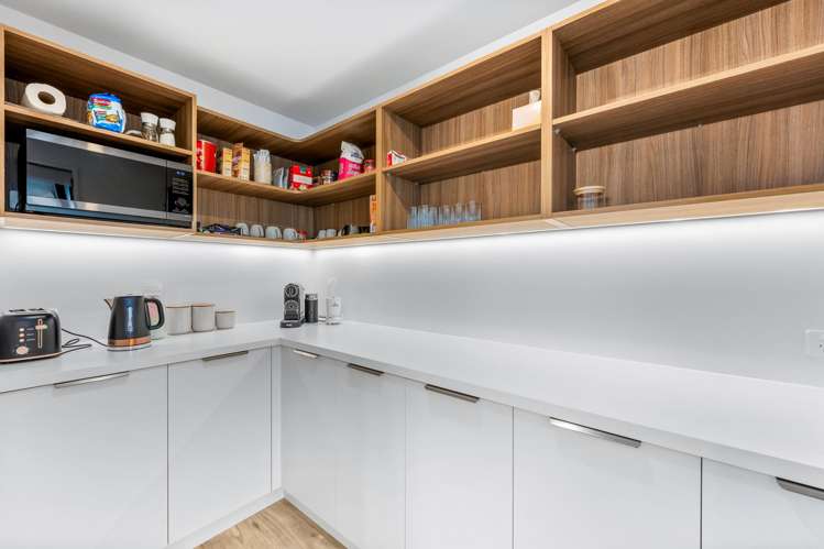 3 Earlsbrook Boulevard_5