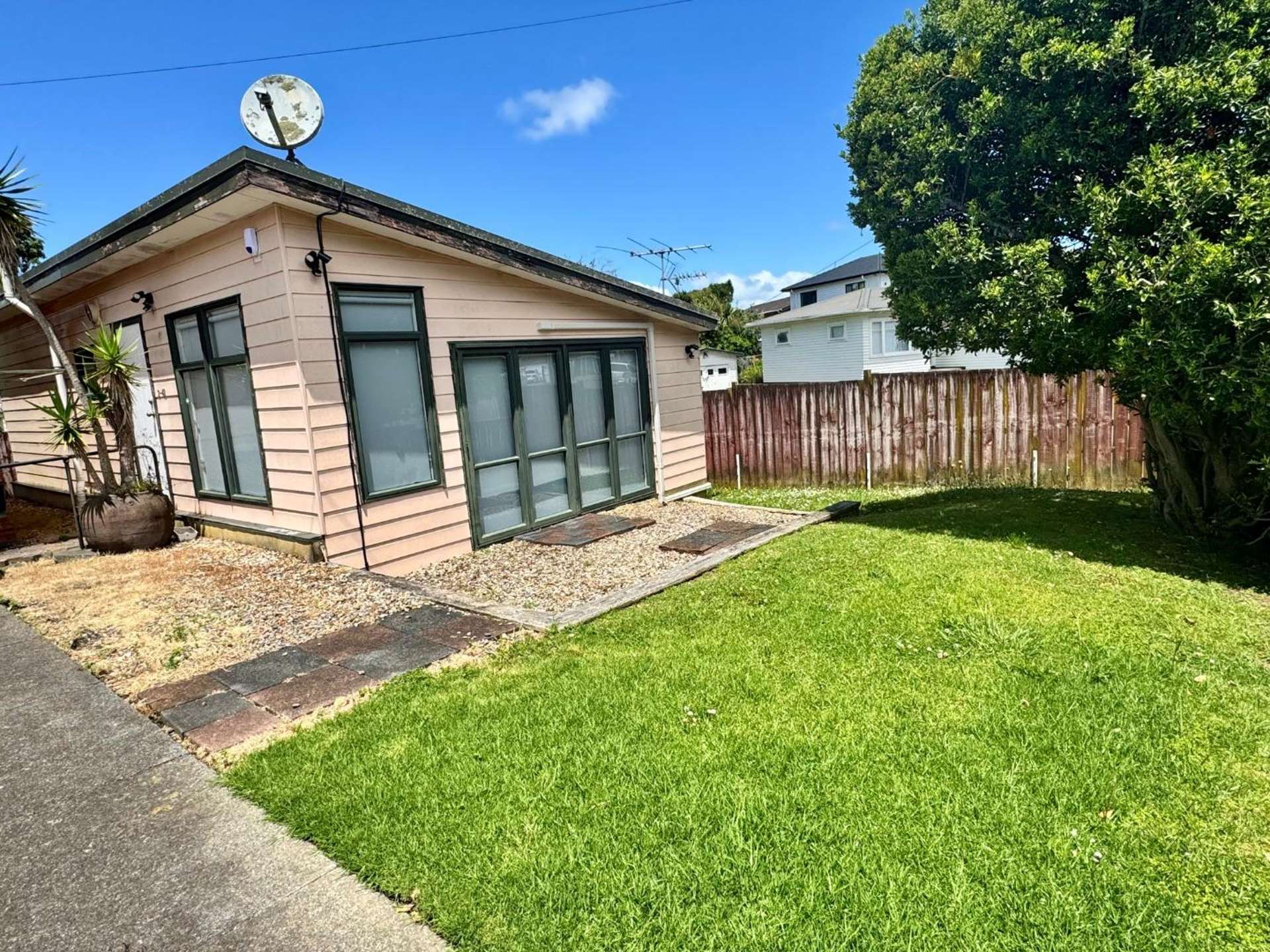 42 Wedgwood Avenue Mangere East_0