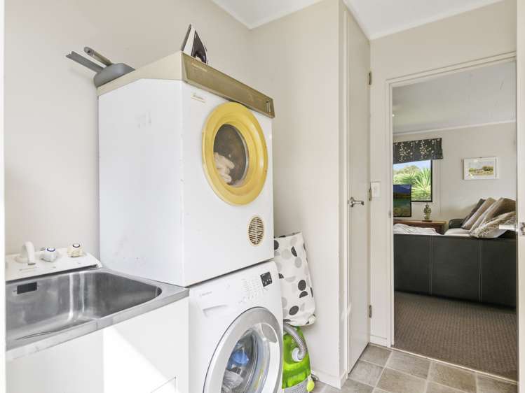 31a Linton Crescent Matua_10