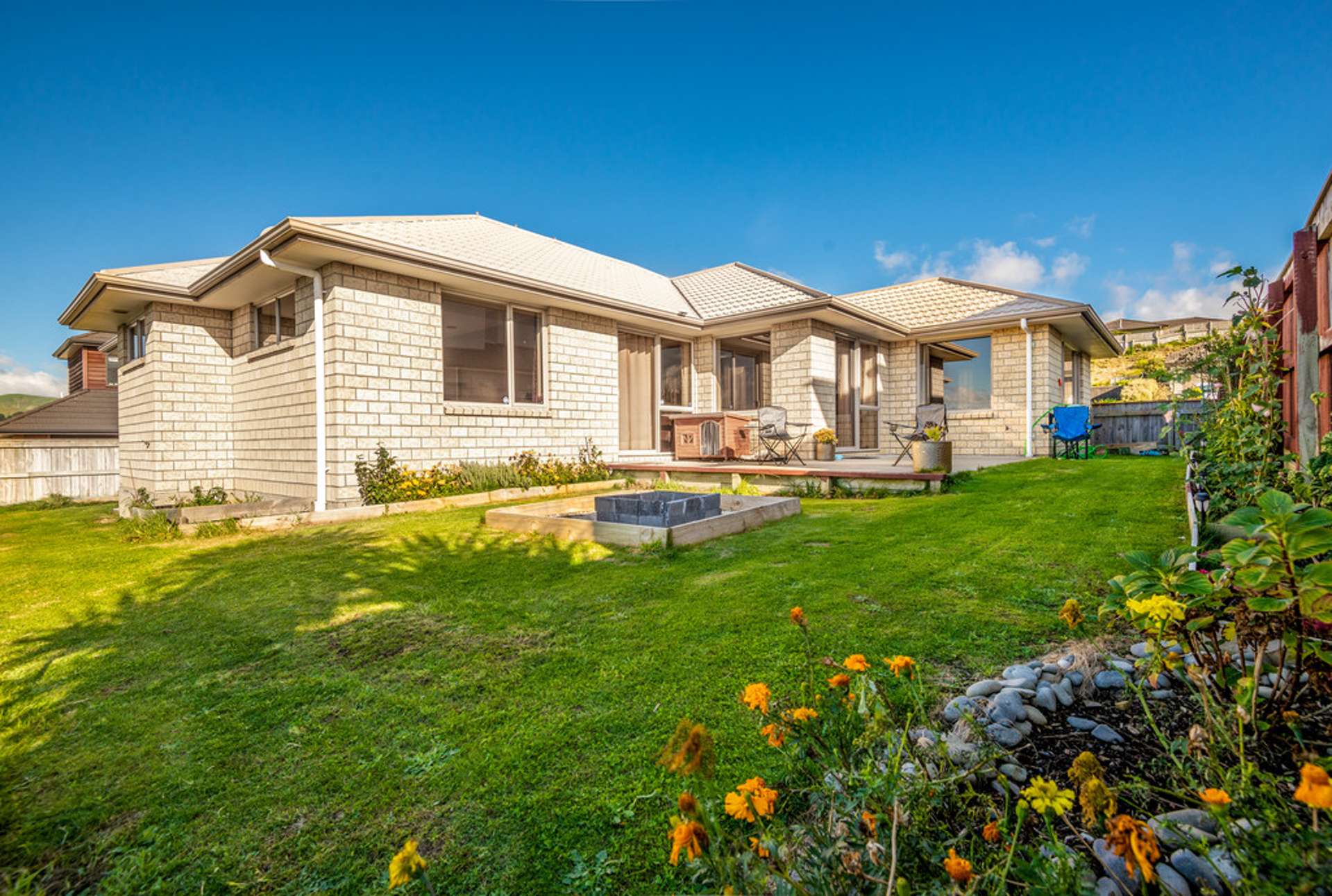 23 Tongariro Drive Aotea_0