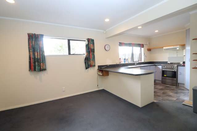 2/44 Millen Avenue Pakuranga_3