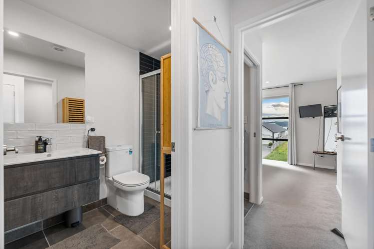 45 Treloar Crescent Hobsonville_14