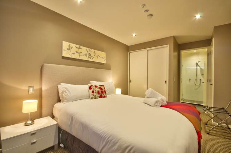 1/51 Thompson Street Queenstown_18