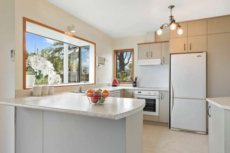 102 Bolton Street Blockhouse Bay_11