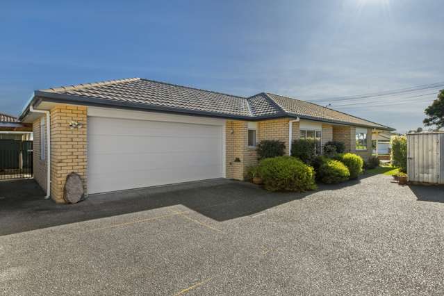 21 Pemberton Crescent Greerton_1