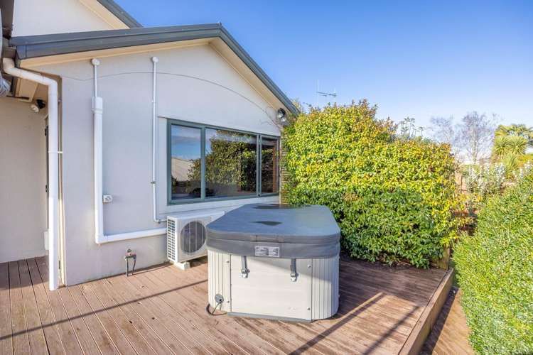 1 Sunnyhills Avenue Glenview_11