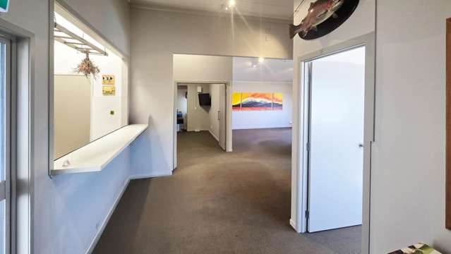 L1, 80 Lake Terrace Taupo_4