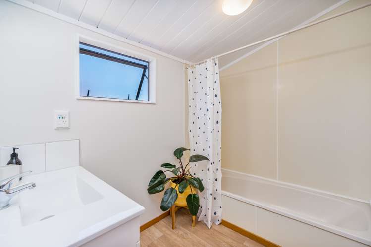 5 Weiti Road Orewa_15