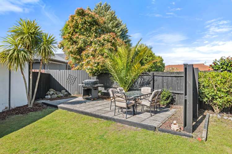 2/50 Valecrest Avenue Parklands_15