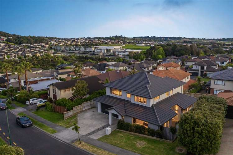 12 Chard Place Flat Bush_17