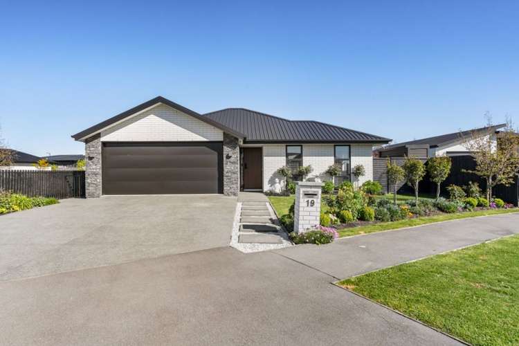 19 Whitburn Avenue_4