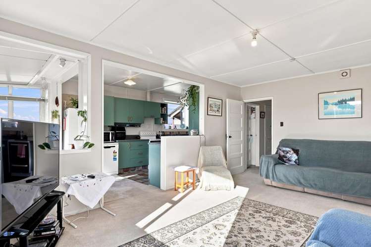 10 Columba Avenue Calton Hill_6