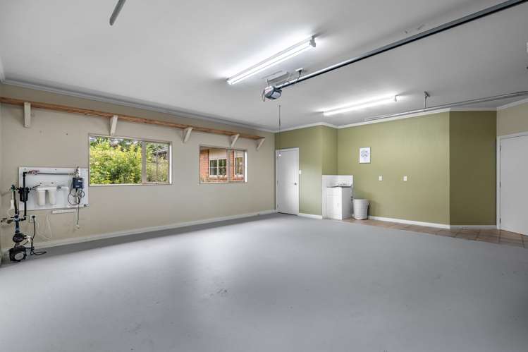 16 Raeburn Avenue Otatara_19