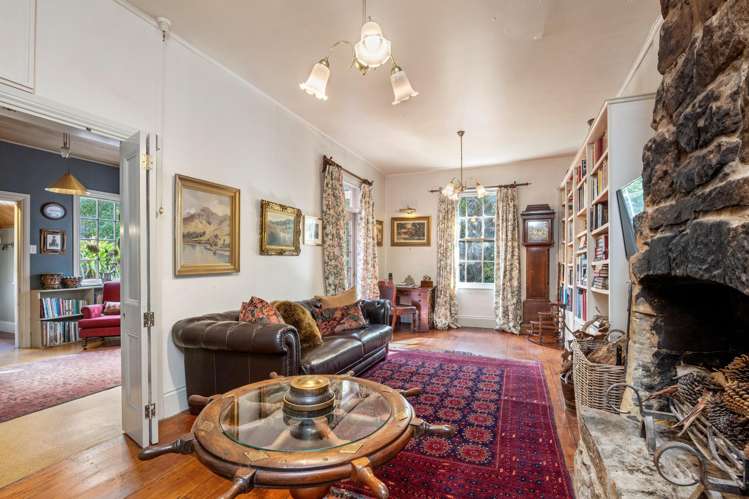 1 Main Road Governors Bay_12