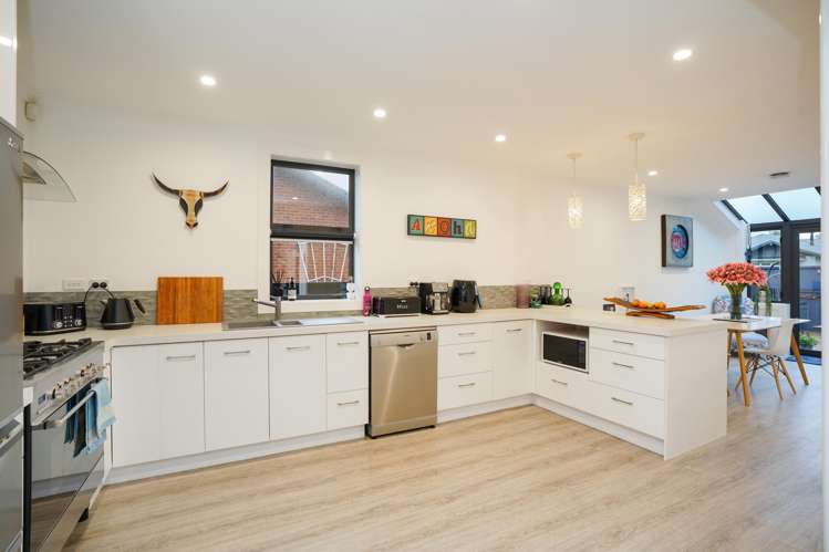 15 Russel Street_3