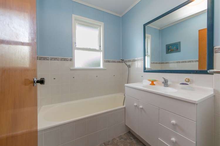 55 Barrys Road Glendene_7