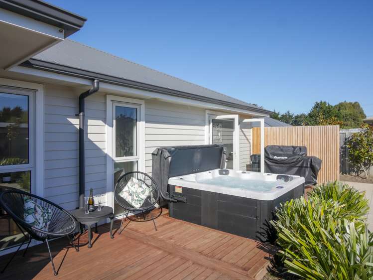 3 White Hart Lane Mosgiel_5