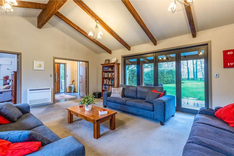 18 River Road Elgin_10