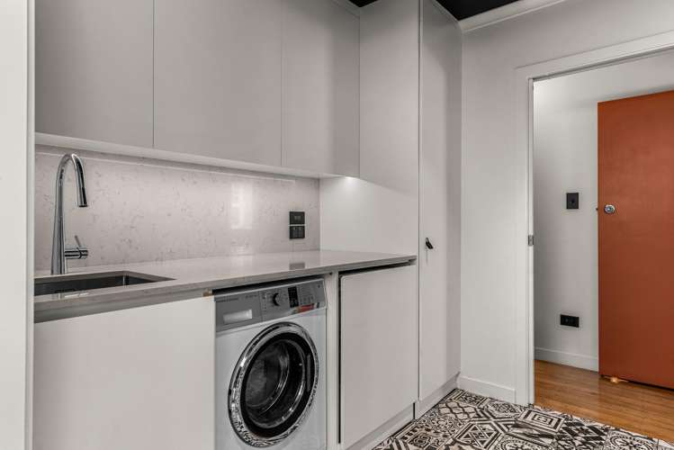 83 Carr Street Kamo_21