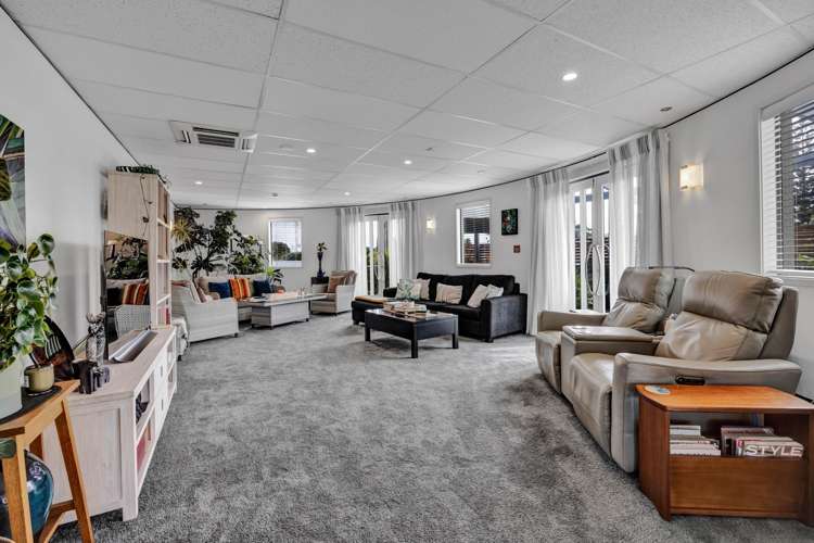 30 Fox Street Opunake_17