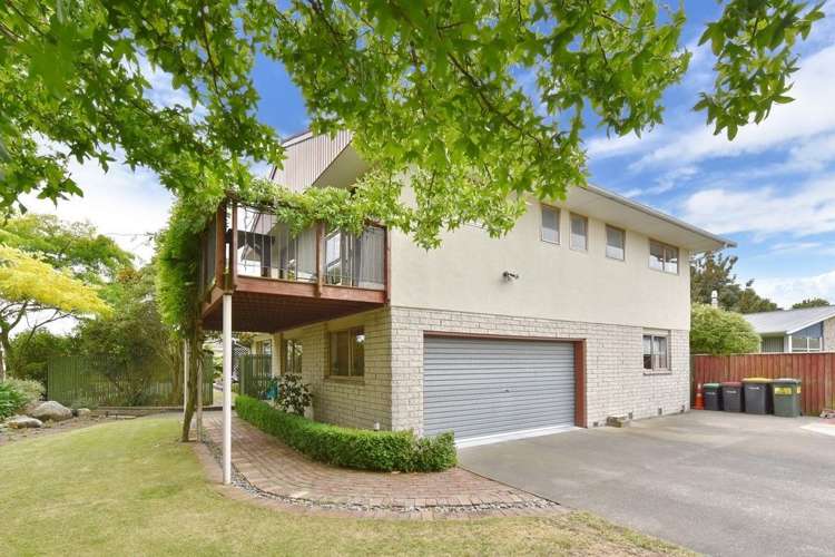 2 Springmead Place Hornby_0