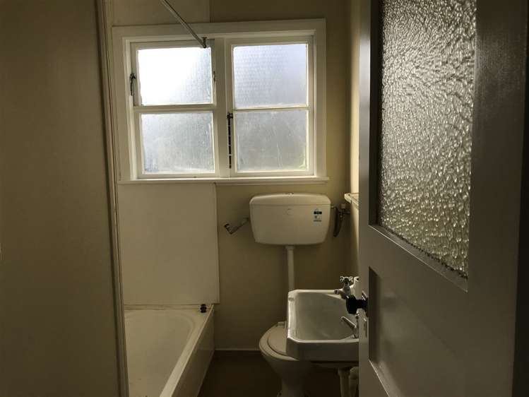 66 May Road Mount Roskill_7