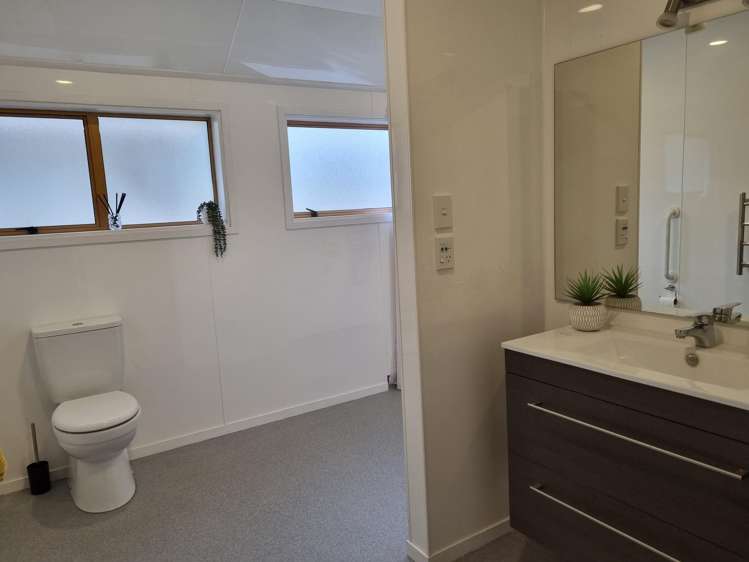 6 and 18 Michies Road Balclutha_12