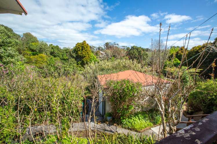 13 Trig Hill Road Onetangi_14