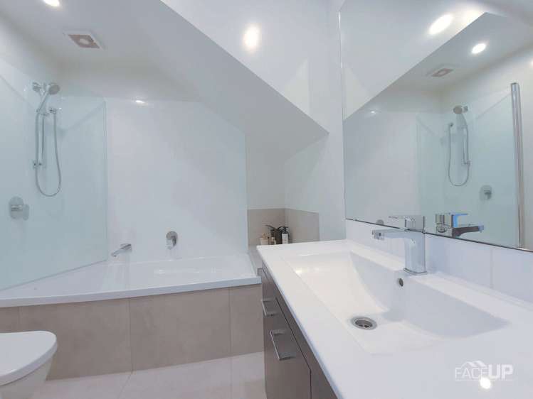 196 Hobsonville Point Road Hobsonville_9