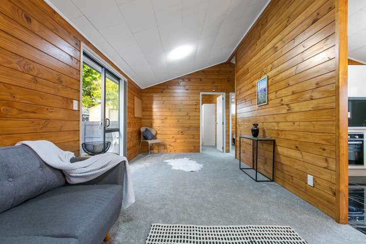 40 Airfield Road Takanini_15