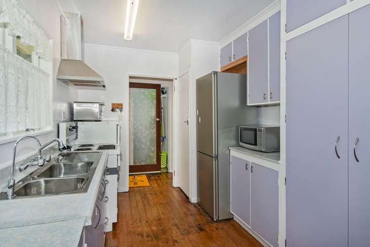 11 Ogle Crescent Kamo_6