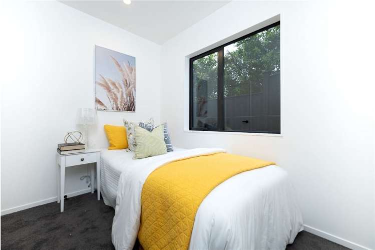8/143 Portage Road New Lynn_3
