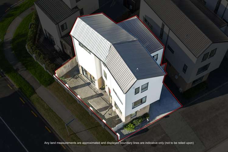 2 Koropiko Lane Flat Bush_24