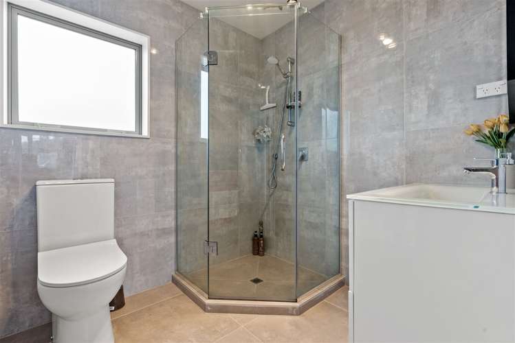 28a Franklyne Road Otara_11