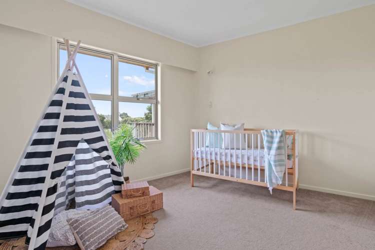 28 Pyle Road West One Tree Point_20