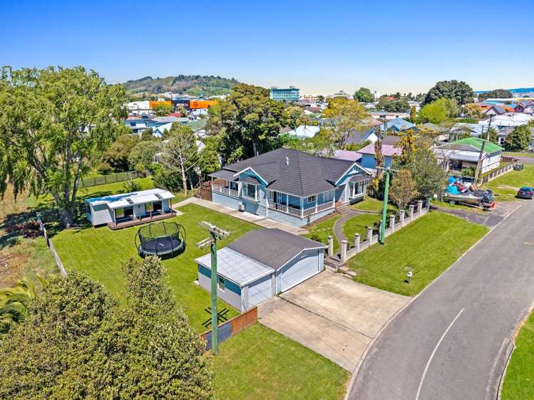 2 Cobden Street City Centre_31