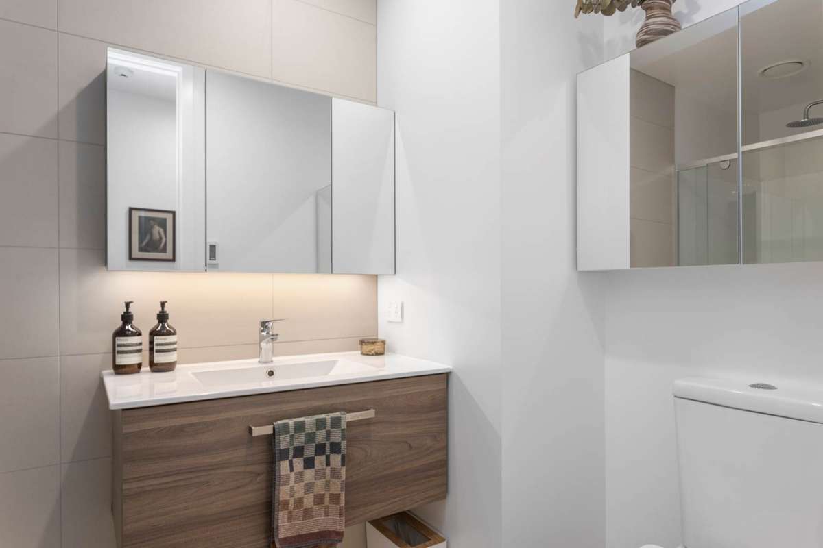 103/6 Waikumete Road_2