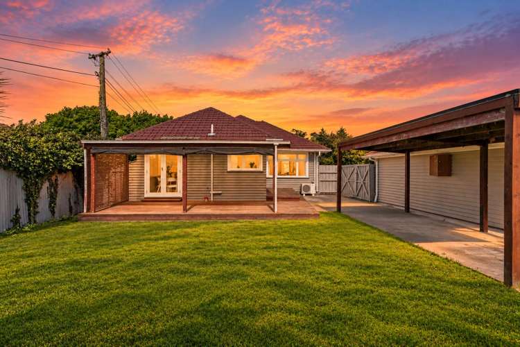 76 Sylvan Street Hillmorton_3