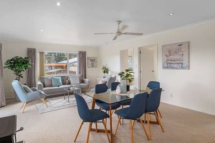 2 Barclay Grove Hokio Beach_14